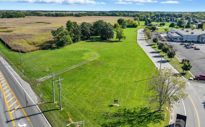 Pictures of Land property located at 2132 Columbus Avenue, Washington Court House, OH 43160 for sales - image #1