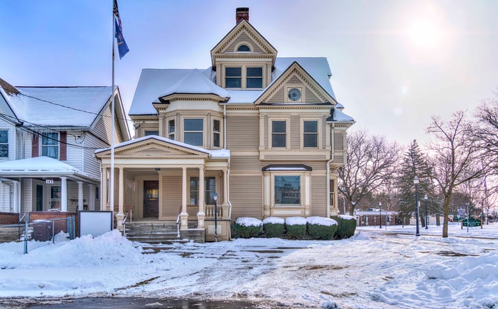 Pictures of Office, Retail property located at 601 S Jackson Street, Jackson, MI 49203 for sales - image #1