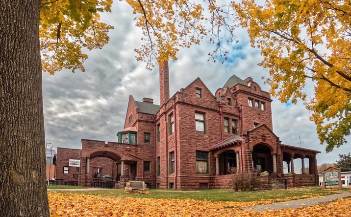 Pictures of Business for Sale, Hospitality, Mixed Use, Office, Retail property located at 623 Broadway St, Baraboo, WI 53913 for sales - image #1