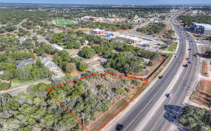 Pictures of Land property located at 2415 Woodlane Dr., New Braunfels, TX 78132 for sales - image #1