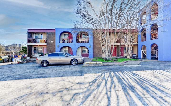 Pictures of Multifamily property located at 701 W N Loop Blvd, Austin, TX 78751 for sales - image #1