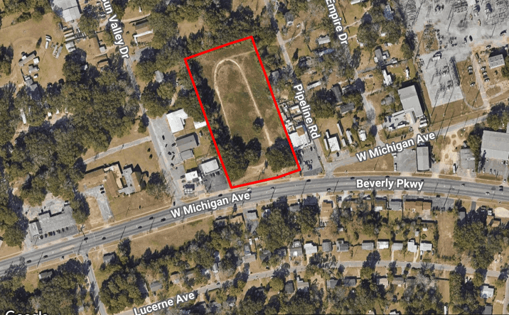 Pictures of Retail property located at 824 Michigan Ave, Pensacola, FL 32505 for sales - image #1