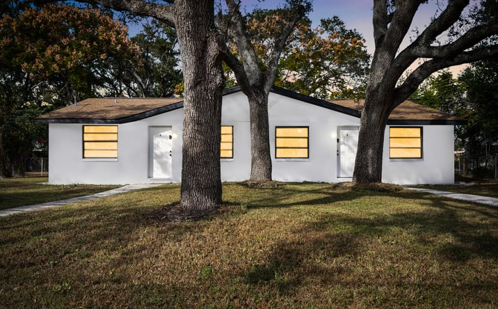 Pictures of Multifamily property located at 1220 E 142nd Ave, Tampa, FL 33613 for sales - image #1