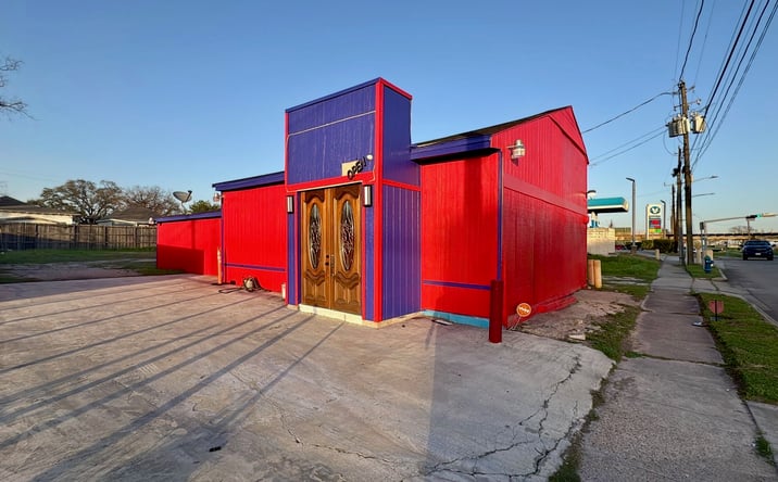 Pictures of Retail property located at 8031 Harrisburg Blvd, Houston, TX 77012 for sales - image #1