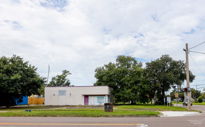 Pictures of Industrial property located at 1246 16th St N, St. Petersburg, FL 33705 for sales - image #1