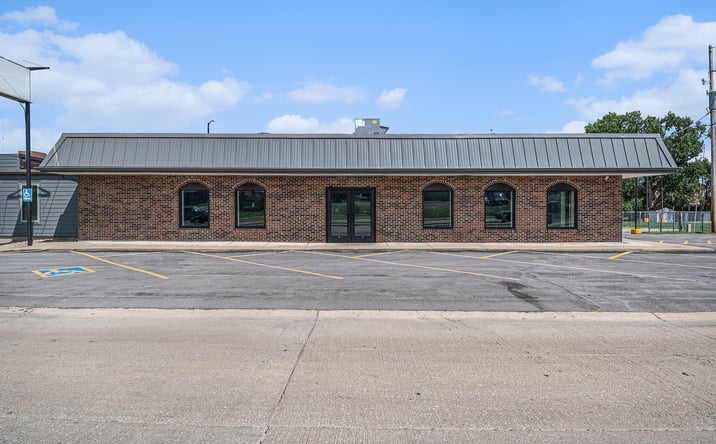 Pictures of Office, Retail property located at 3525 N 90th, Omaha, NE 68134 for sales - image #1