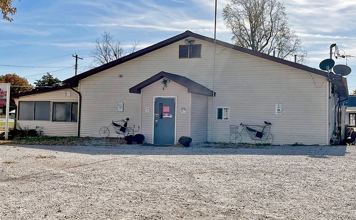 Pictures of Retail property located at 109 South Maple St, Mulberry Grove, IL 62262 for sales - image #1