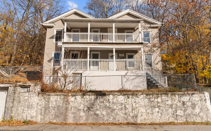 Pictures of Multifamily property located at 156 Orange St, Waterbury, CT 06704 for sales - image #1