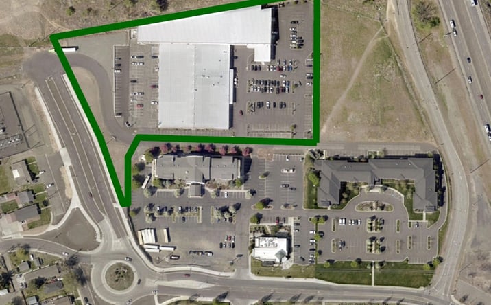 Pictures of Industrial, Retail property located at 1015 E Lincoln Ave, Yakima, WA 98901 for sales - image #1