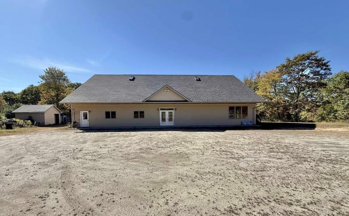 Pictures of Office, Retail property located at 1493 Auburn Rd, Turner, ME 04282 for sales - image #1