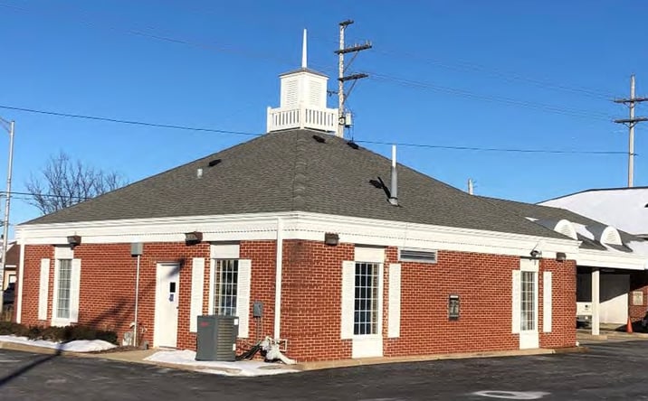 Pictures of Retail property located at 123 W Grant Hwy, Marengo, IL 60152 for sales - image #1