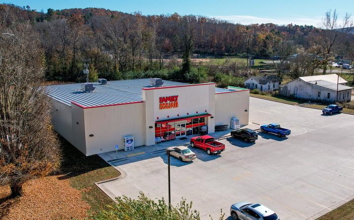 Pictures of Retail property located at 1409 Main St, Van Buren, MO 63965 for sales - image #1