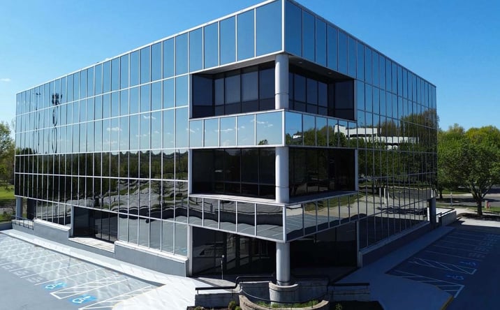 Pictures of Office property located at 1300 E 104 St, Kansas City, MO 64131 for sales - image #1