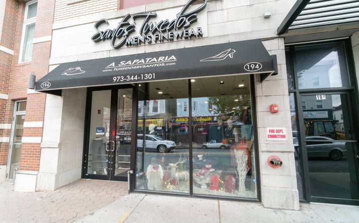 Pictures of Retail property located at 194 Ferry St, Newark, NJ 07105 for sales - image #1