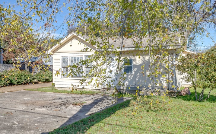 Pictures of Land, Mixed Use, Office, Retail property located at 7900 Raymond Ave, Fort Worth, TX 76108 for sales - image #1