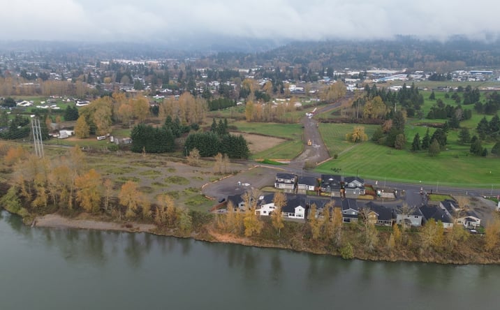 Pictures of Land property located at 2000 S River Rd, Kelso, WA 98626 for sales - image #1