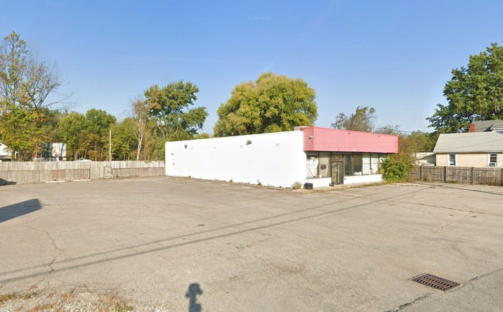 Pictures of Retail property located at 5064 Grove Ave, Lorain, OH 44055 for sales - image #1
