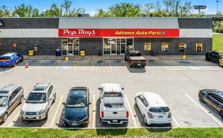 Pictures of Retail property located at 10100 S Ridgeland Ave, Chicago Ridge, IL 60415 for sales - image #1