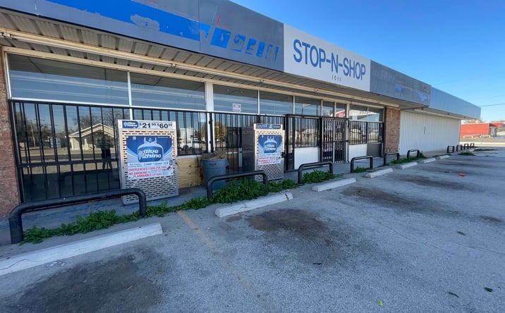 Pictures of Mixed Use, Office, Retail property located at 1011 W Lea Street, Carlsbad, NM 88220 for sales - image #1