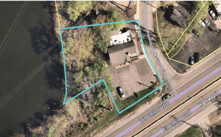 Pictures of Retail property located at 400 MN-7, Excelsior, MN 55331 for sales - image #1
