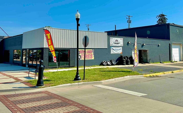 Pictures of Mixed Use, Office, Retail, Special Purpose property located at 6647 Kennedy Ave, Hammond, IN 46323 for sales - image #1