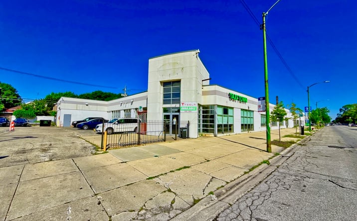 Pictures of Business for Sale, Multifamily, Industrial, Office, Retail property located at 6500 N Western Avenue, Chicago, IL 60659 for sales - image #1