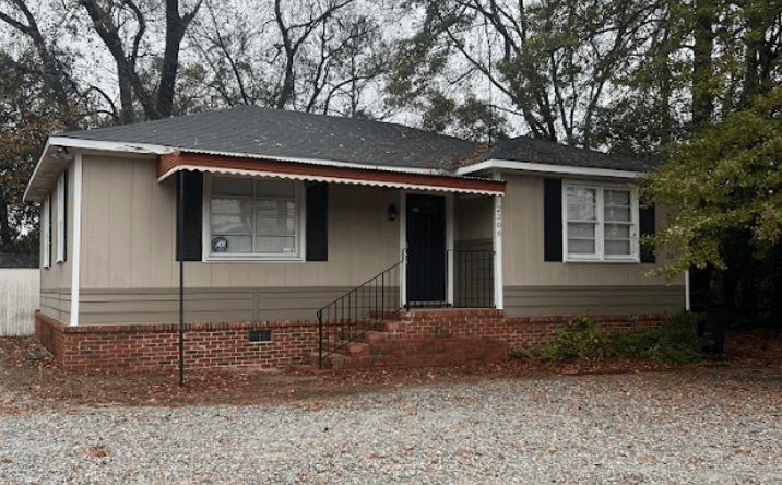 Pictures of Office property located at 2306 Crawford Rd, Phenix City, AL 36867 for sales - image #1
