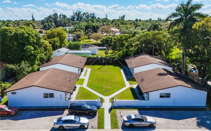 Pictures of Multifamily property located at 60 NW 161st St, Miami, FL 33169 for sales - image #1