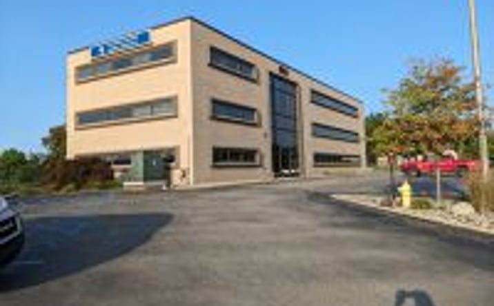 Pictures of Office property located at 1020 S Creyts Road, Lansing, MI 48917 for sales - image #1