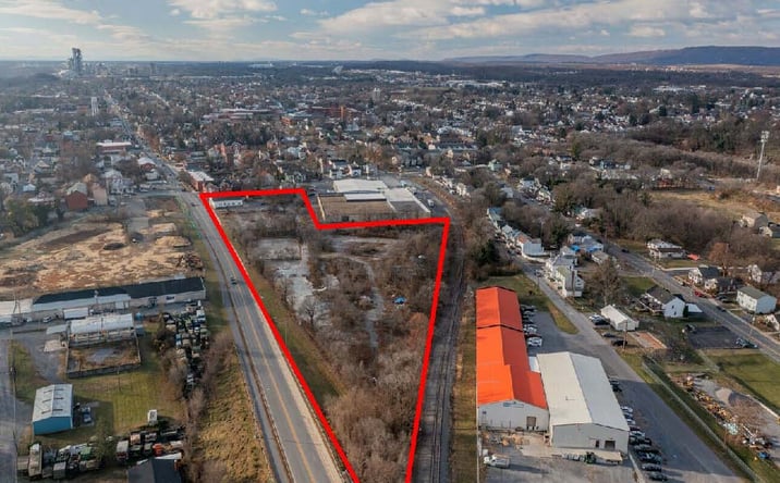 Pictures of Land property located at 310 N Raleigh St, Martinsburg, WV 25401 for sales - image #1