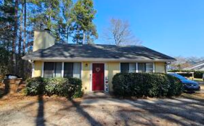 Pictures of Multifamily property located at 2044 Garnet Lane, Aiken, SC 29803 for sales - image #1