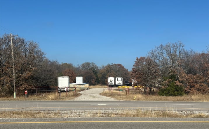 Pictures of Land property located at Us Highway 70, Lone Grove, OK 73443 for sales - image #1