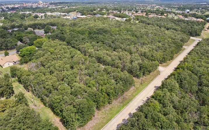 Pictures of Land property located at 17th Street, McAlester, OK 74501 for sales - image #1