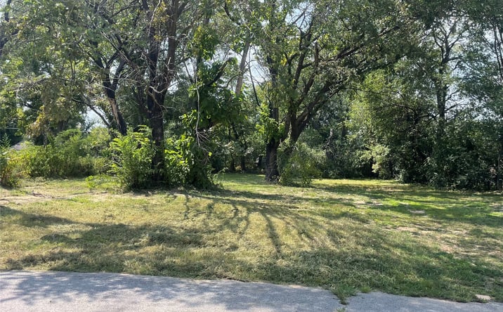 Pictures of Land, Multifamily property located at 700 N Sherman Avenue, Okmulgee, OK 74447 for sales - image #1