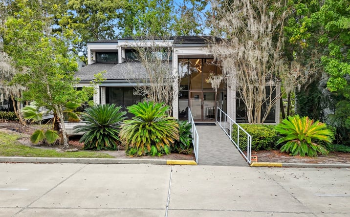 Pictures of Office property located at 8818 GOODBYS EXECUTIVE Drive, Jacksonville, FL 32217 for sales - image #1