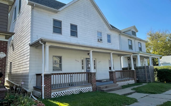 Pictures of Multifamily property located at 2575 Jackson Street, Dubuque, IA 52001 for sales - image #1