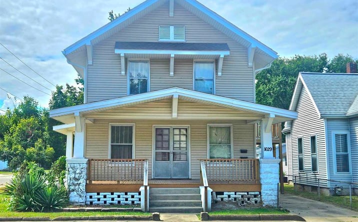 Pictures of Multifamily property located at 1629 Ewing Ave, Evansville, IN 47712 for sales - image #1