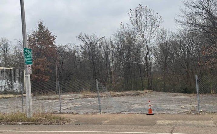 Pictures of Land, Mixed Use property located at 583 E E.H.Crump Blvd, Memphis, TN 38126 for sales - image #1