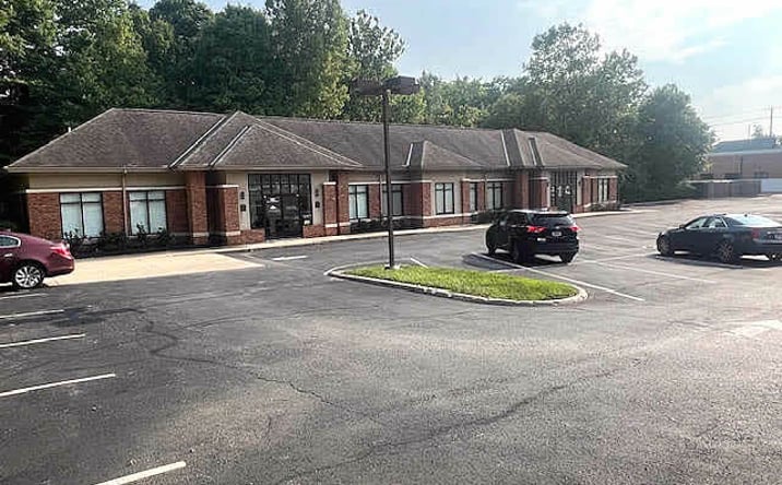 Pictures of Office property located at 55 Dillmont Dr, Columbus, OH 43235 for sales - image #1