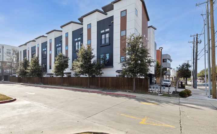 Pictures of Multifamily property located at 4208 Live Oak St, Dallas, TX 75204 for sales - image #1