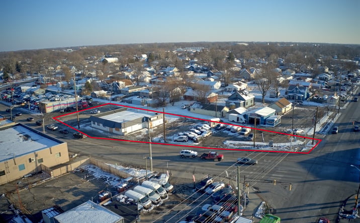 Pictures of Mixed Use, Retail property located at 3001 Shelby St, Indianapolis, IN 46227 for sales - image #1
