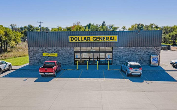 Pictures of Retail property located at 4027 ND-37, Garrison, ND 58540 for sales - image #1