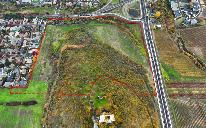 Pictures of Land property located at N. Foothills Road, Medford, OR 97504 for sales - image #1