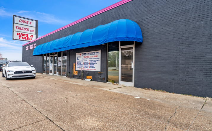 Pictures of Business for Sale, Mixed Use, Retail property located at 5390 Fox Plaza Dr, Memphis, TN 38115 for sales - image #1