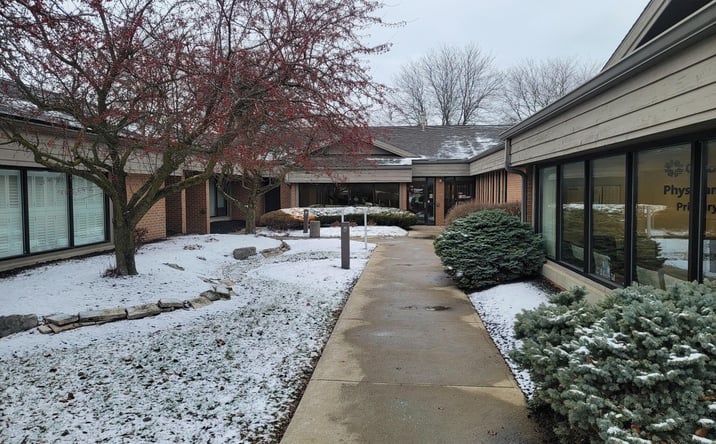 Pictures of Office property located at 1138 Independence Avenue, Marion, OH 43302 for sales - image #1