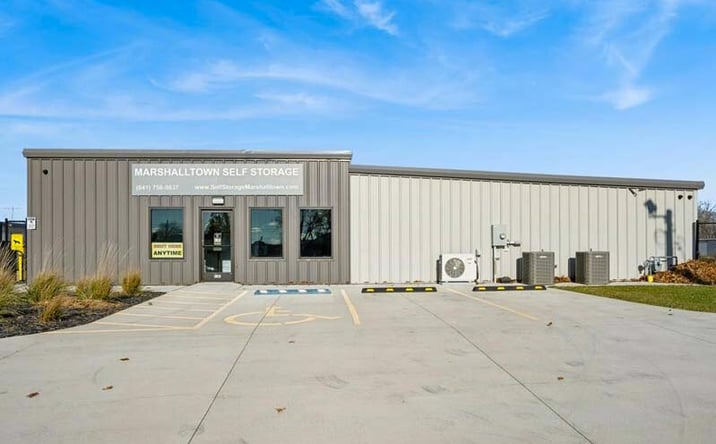 Pictures of Industrial property located at 1101 Lincoln Way, Marshalltown, IA 50158 for sales - image #1
