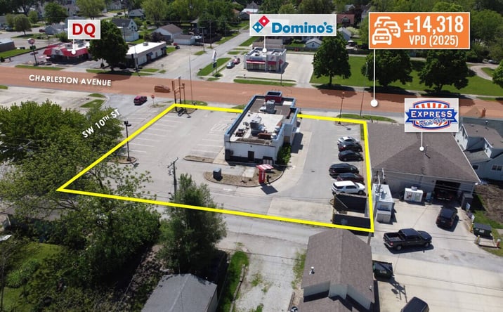 Pictures of Retail property located at 1000 Charleston Ave, Mattoon, IL 61938 for sales - image #1