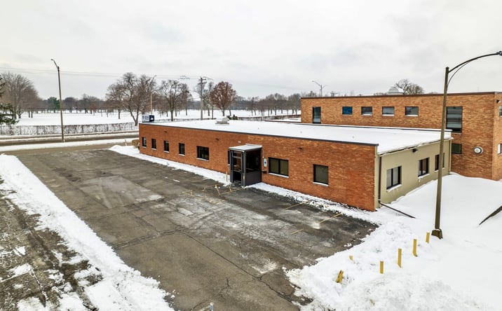 Pictures of Mixed Use, Office, Retail property located at 1316 E Empire St, Bloomington, IL 61701 for sales - image #1