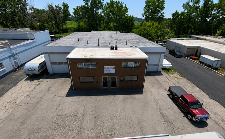 Pictures of Industrial property located at 3621 Marine Rd, Toledo, OH 43609 for sales - image #1