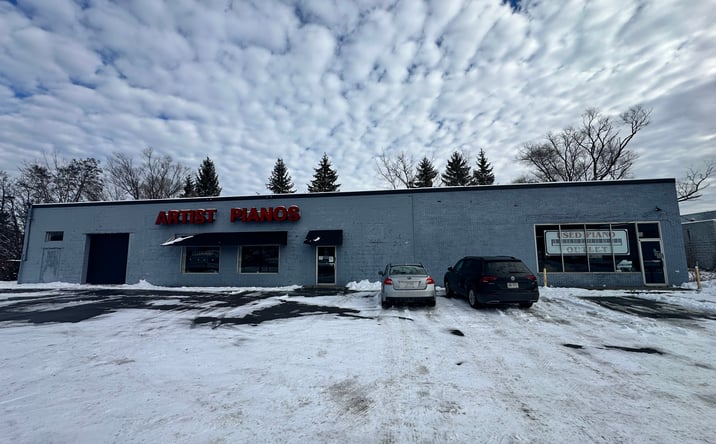 Pictures of Retail property located at 5780 Celi Dr, East Syracuse, NY 13057 for sales - image #1